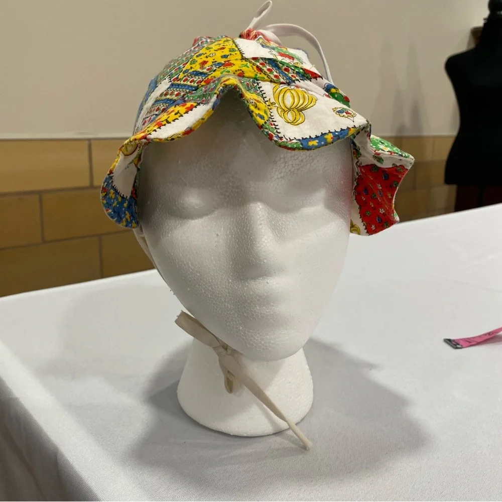 Handmade 1970s children’s bonnet